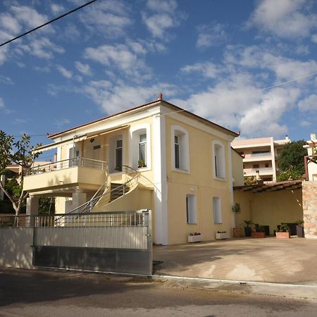 Blue Flag Award Winning Ormos Lo Beach: Home 1 Vrontádos Exterior photo