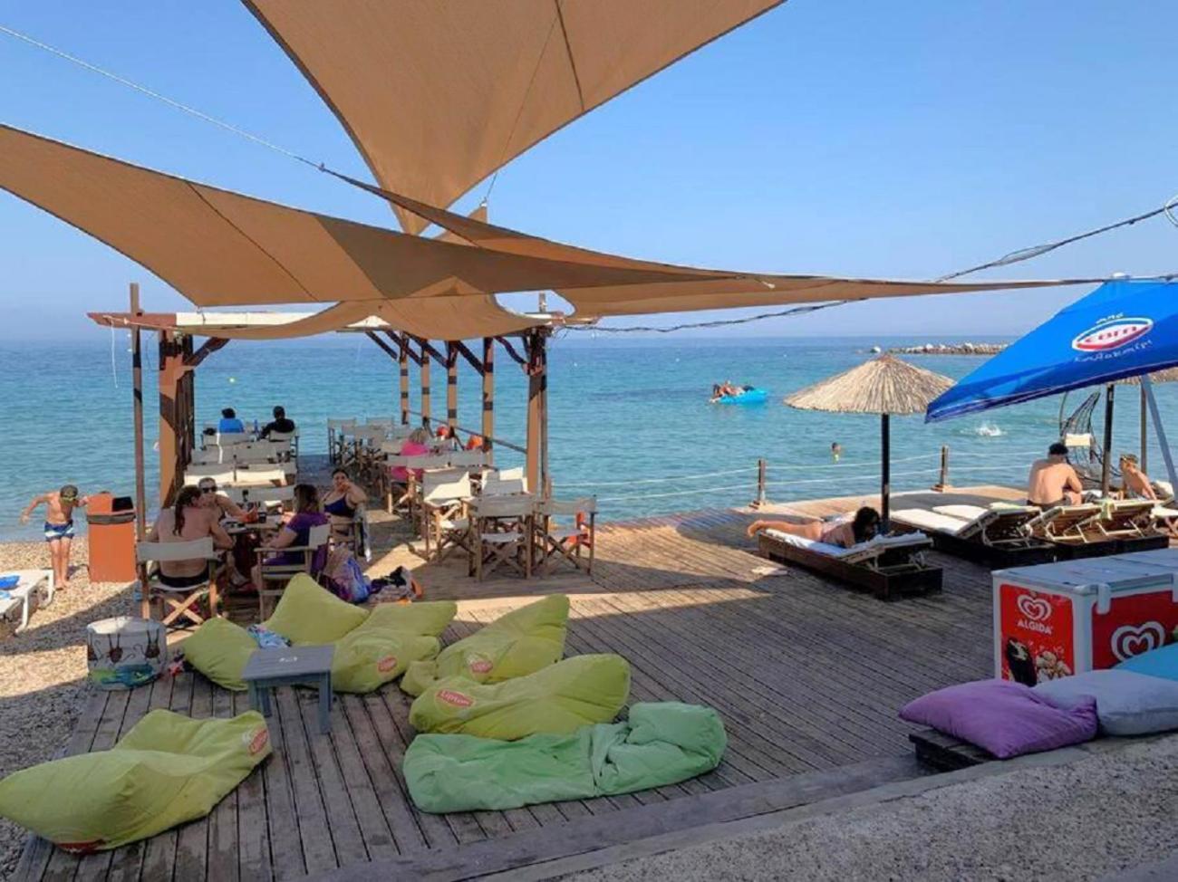 Blue Flag Award Winning Ormos Lo Beach: Home 1 Vrontádos Exterior photo